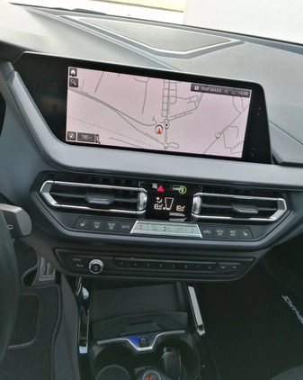 BMW Seria 1 cena 119000 przebieg: 165000, rok produkcji 2019 z Świdnica małe 781
